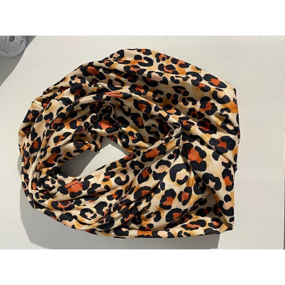 Cheetah Print Infinity Scarf With Pocket - Picture 2 of 5